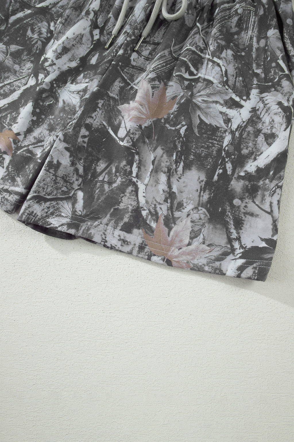 Gray Abstract Maple Leaf Printed Tie Elastic Waist Shorts